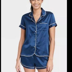 New Women 2pc Satin Notch Collar Top Pajam…